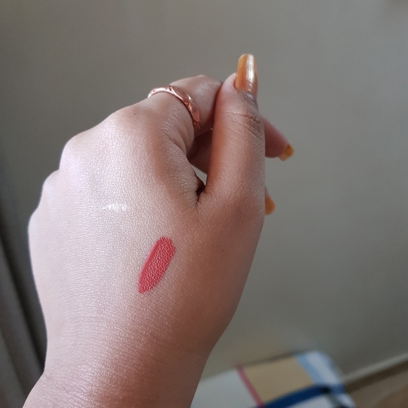 Lipstick - Picture 3 of 3